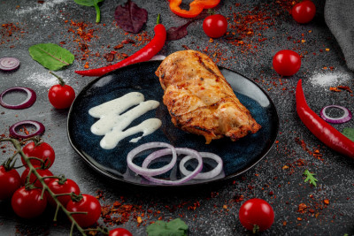Куриная грудка на углях
